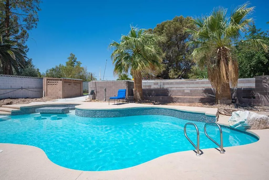 5 Large Studio Apartment With Full Kitchen, Laundry And Bath Las Vegas