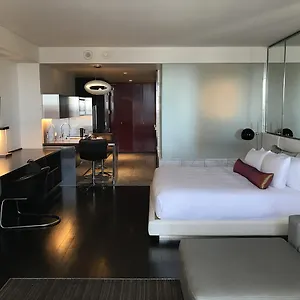 Aparthotel Palms Place - 27th Floor Strip View Studio, Las Vegas